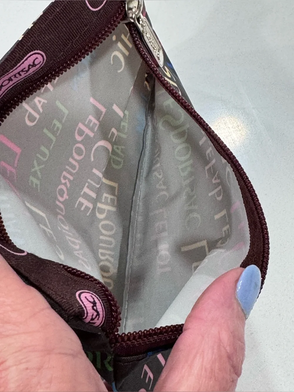 Vintage LeSportsac USA Zip Pouch Cosmetic Bag Logo Print